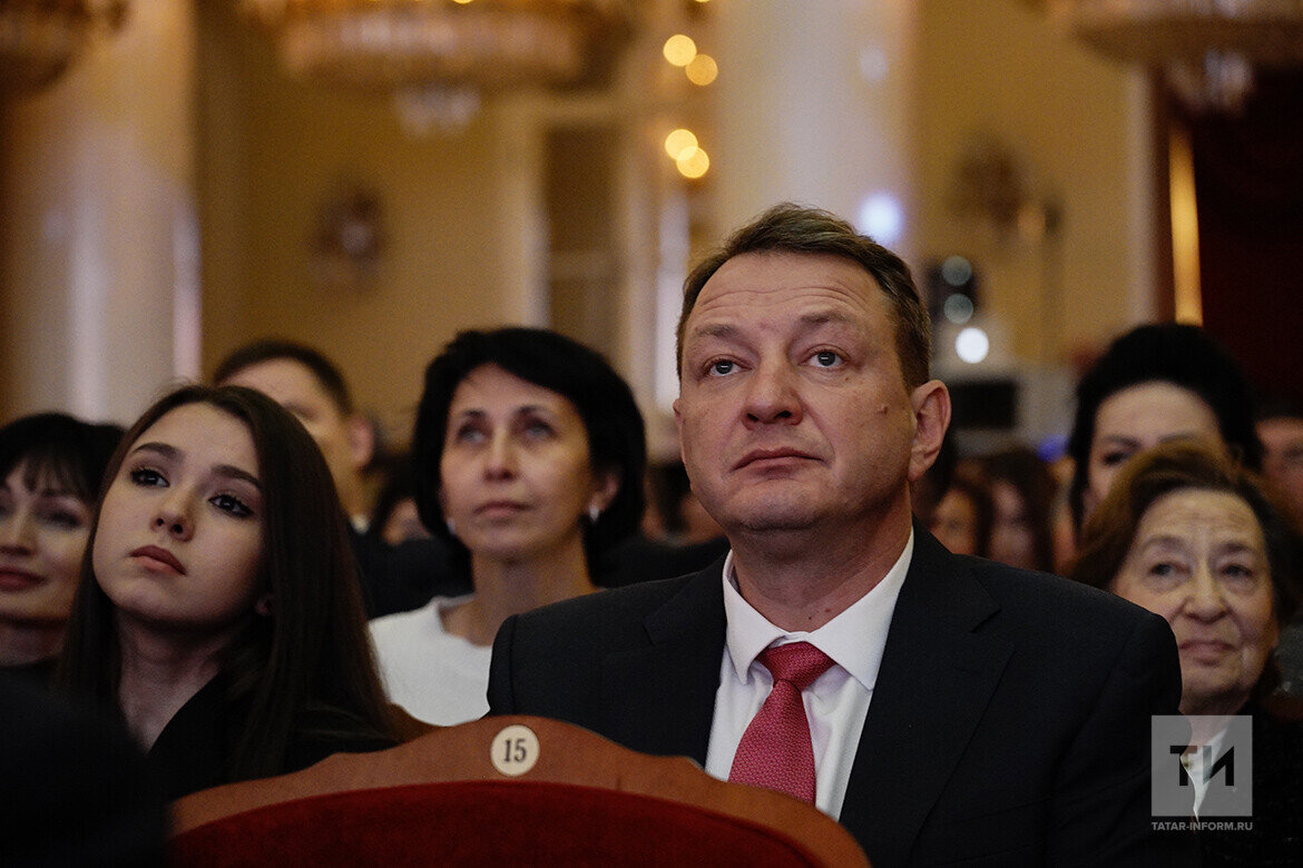 ​Марат Башаров: «Хочется пожелать, чтобы мы могли собираться на этот праздник еще лет сто, а наши дети, потомки еще тысячи лет имели возможность собираться и праздновать». Фото: ©  Салават Камалетдинов / «Татар-информ»