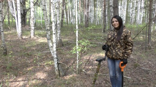 Нашла деньги в лесу. И как такое возможно, жить в отдаленной от цивилизации деревне