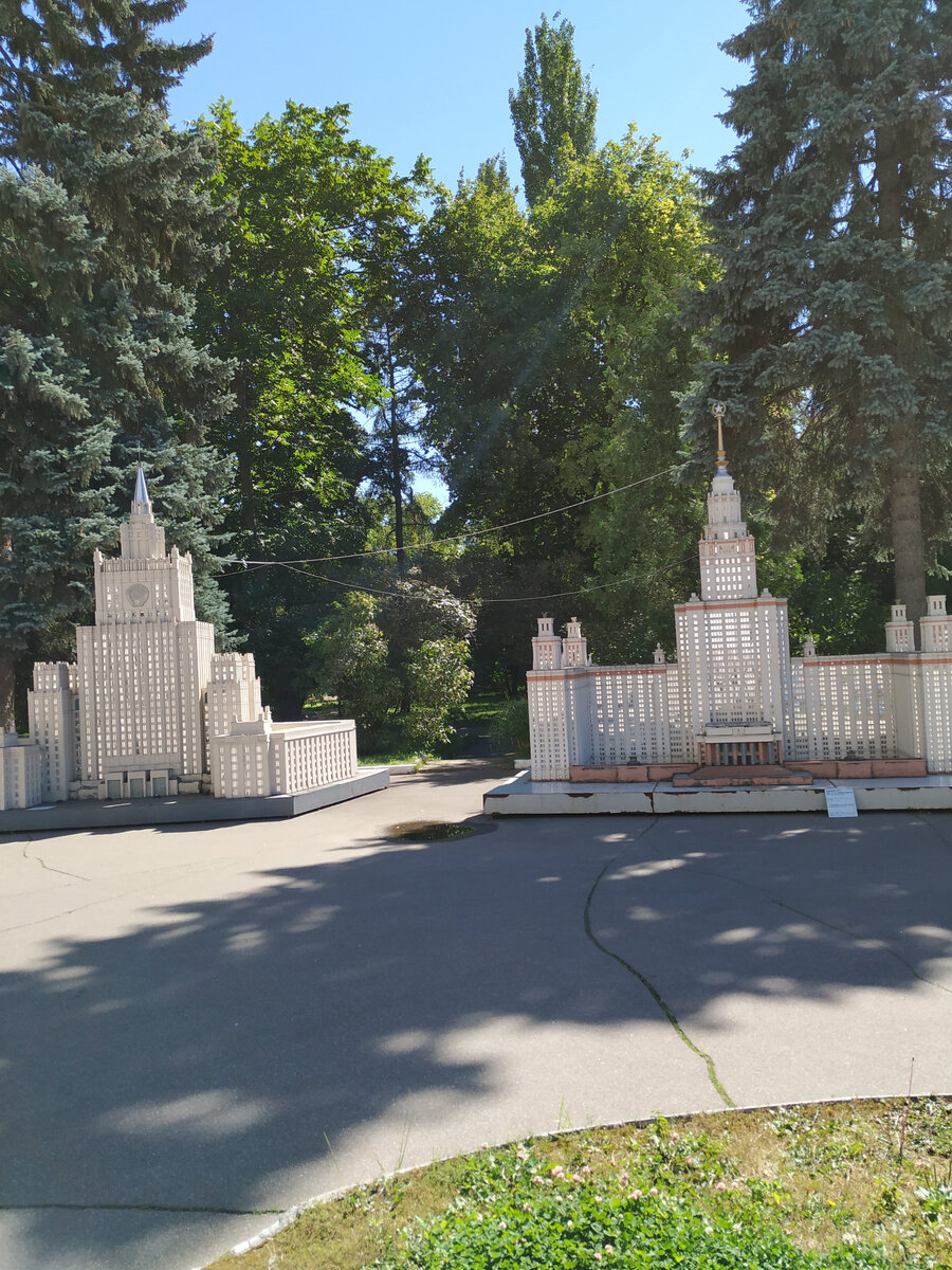 Фото автора. Сталинские высотки. Макеты