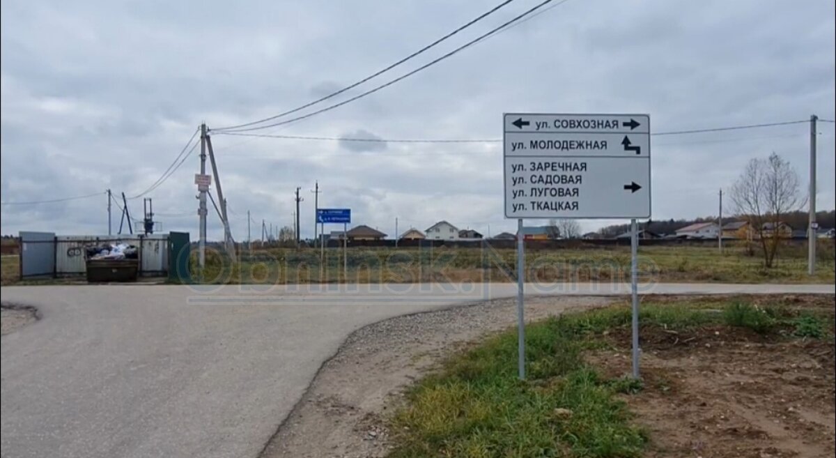    Как писал ES-канал, 14 октября известная актриса Анна Большова в деревне Грачевка сбила 31-летнюю женщину. Елена Французова