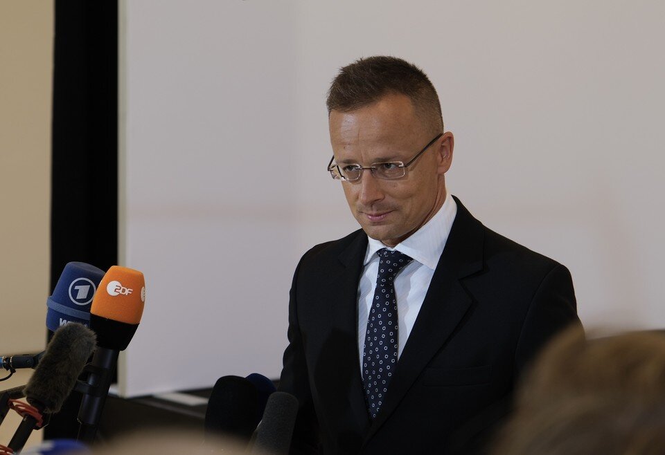     В девятый пакет антироссийских санкций включили 141 человека и 47 организаций  GLOBAL LOOK PRESS