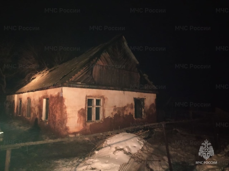    В Переволоцком районе трое мужчин погибли на пожаре в жилом доме Марина Шарт