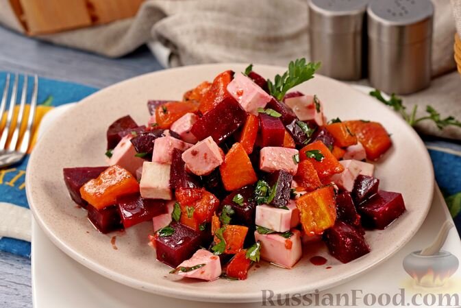 тыква, свекла, брынза, чеснок, зелень петрушки, масло подсолнечное, соус соевый, соль