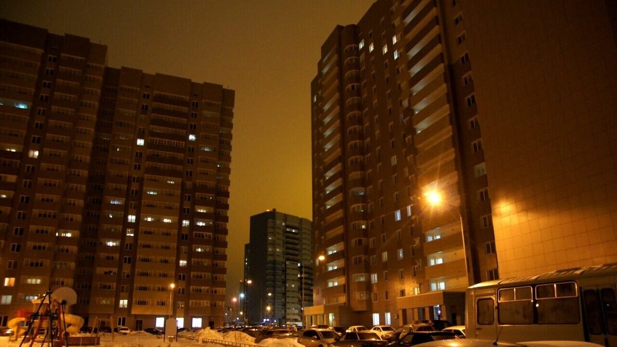     В Татарстане руководители природоохранных ведомств провели рабочую встречу из-за жалоб на вонь в жилом массиве «Салават Купере». Об этом сообщила пресс-служба министерства экологии республики.