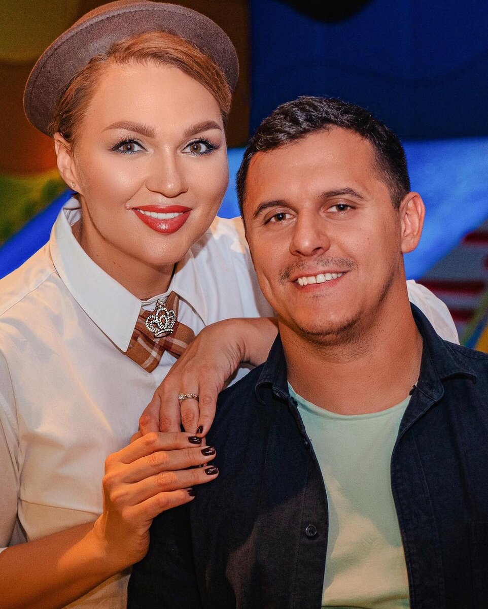 Надежда Ангарская с мужем