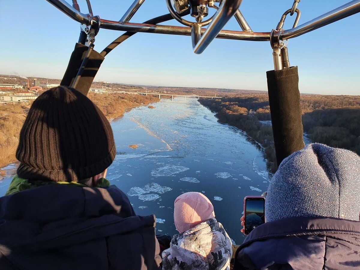 Осенний полёт на воздушном шаре с детворой