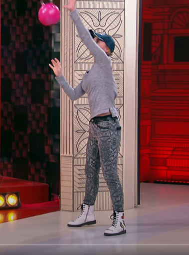 Оксана на третьем выходе