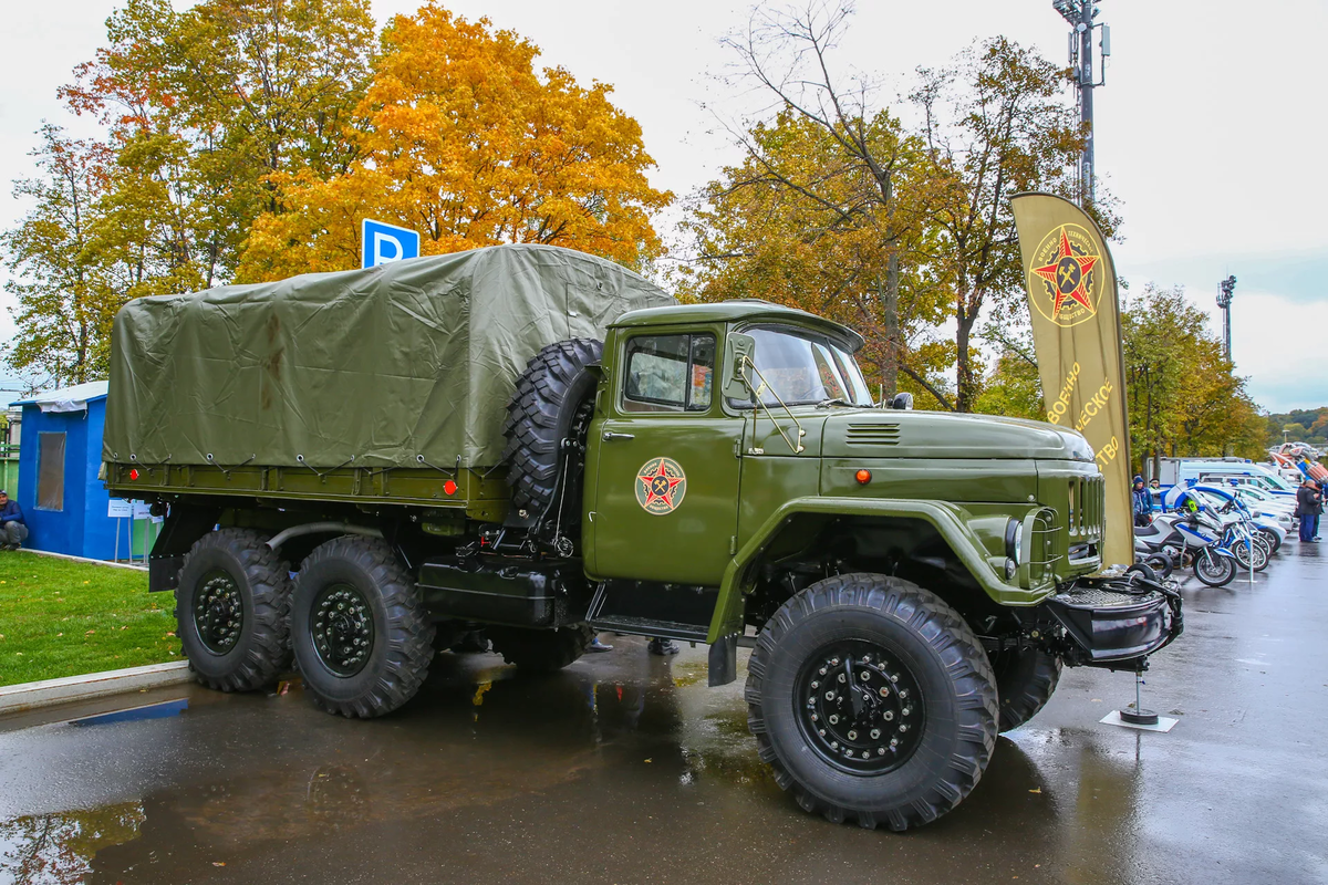 зил 131 фото военный