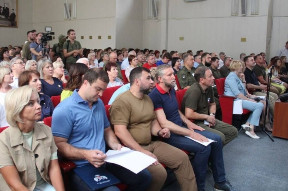    Школы Донбасса перейдут на российские учебные программы в течение пяти лет
