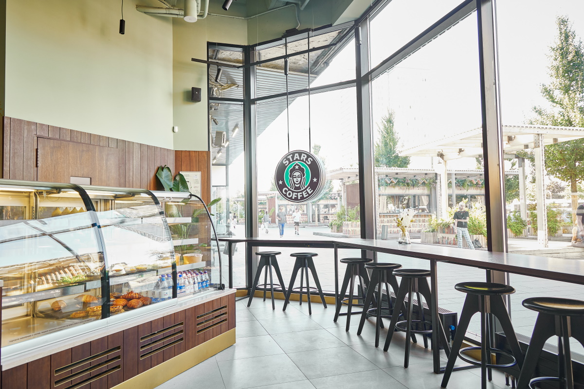 Первая кофейня сети Stars Coffee на Новом Арбате, 11