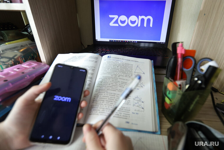    Школы в РФ переведут на дистанционное обучение в случае роста заболеваемости COVID, заявил Федот Тумусов