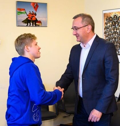    Иван Куляк (слева) Страница Владислава Шапши в социальной сети «ВКонтакте»