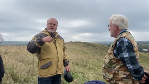 В моем родном селе Сырское рядом с Липецком есть древнее городище. Здесь жили финно угры, а потом Скифи и Сарматы это было да прихода слаявян.