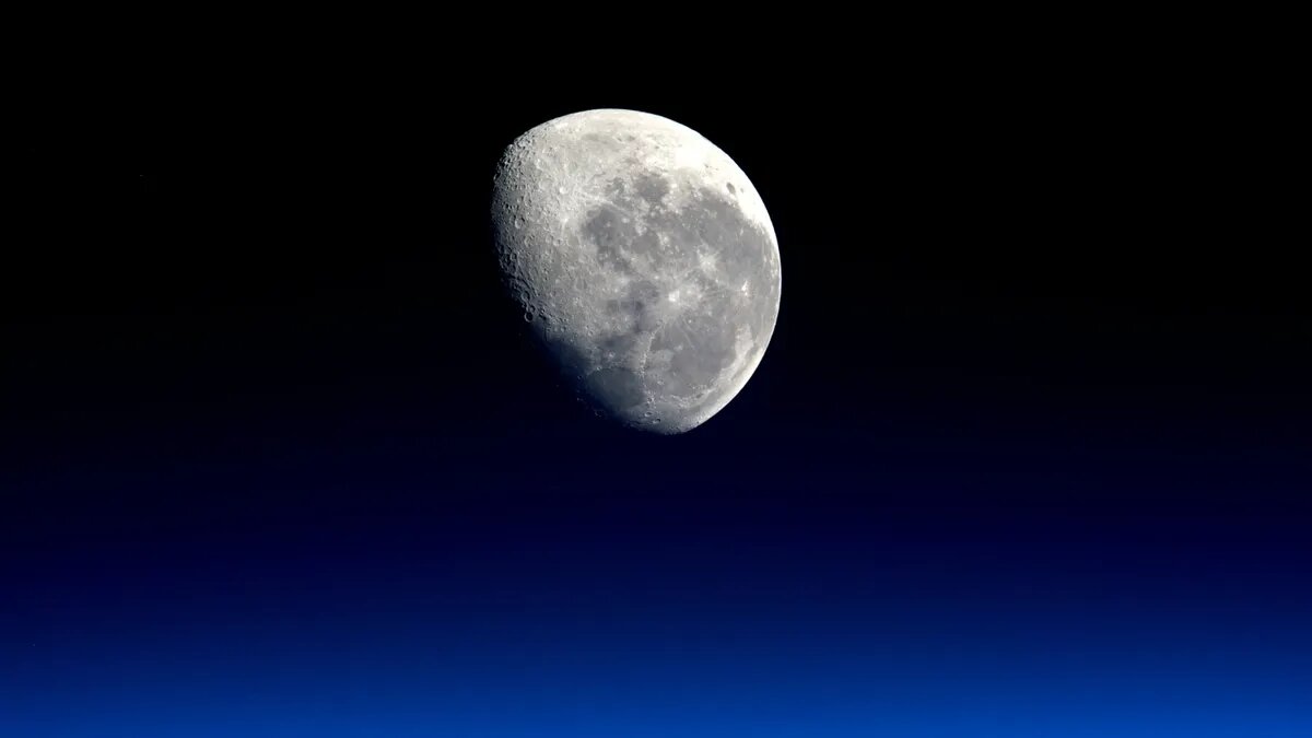 Полнолуние наступит 9 октября. Луна будет в знаке Овна. Фото: www.piqsels.com