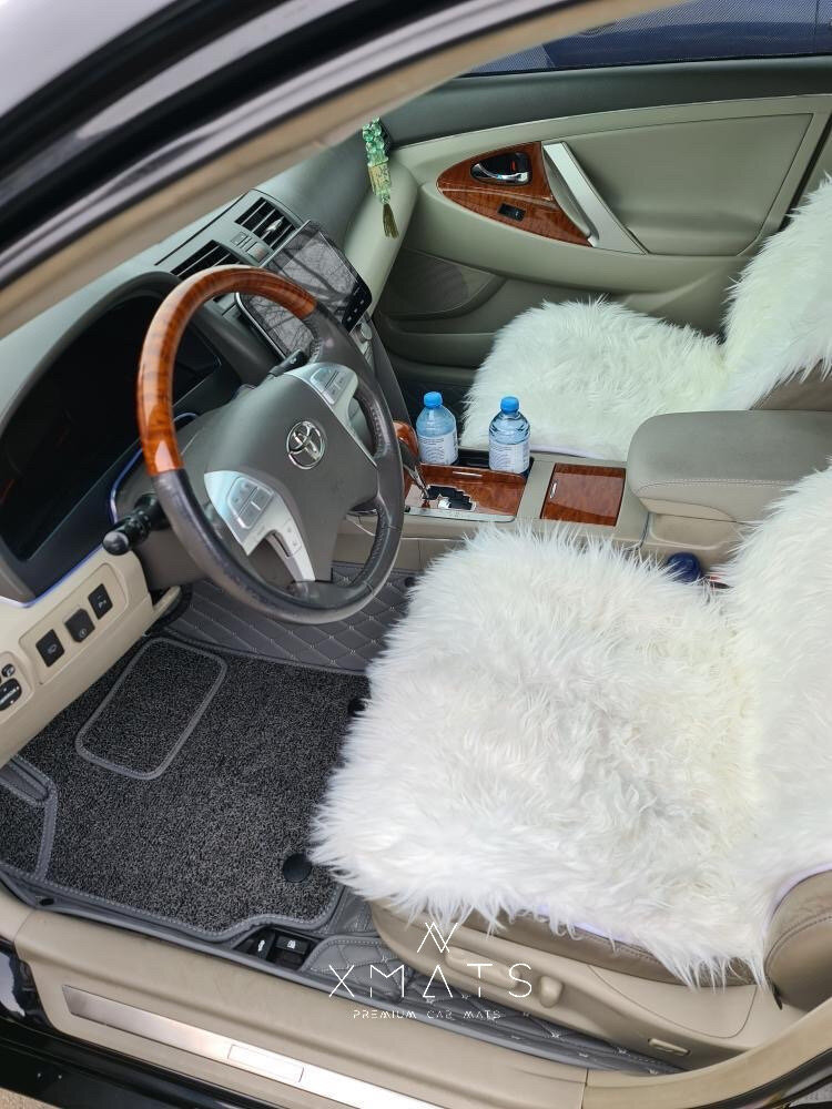 Коврики из экокожи на Toyota Camry 
