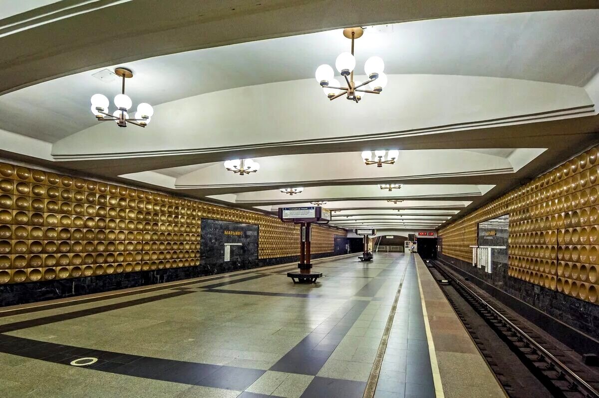 Метро марьино