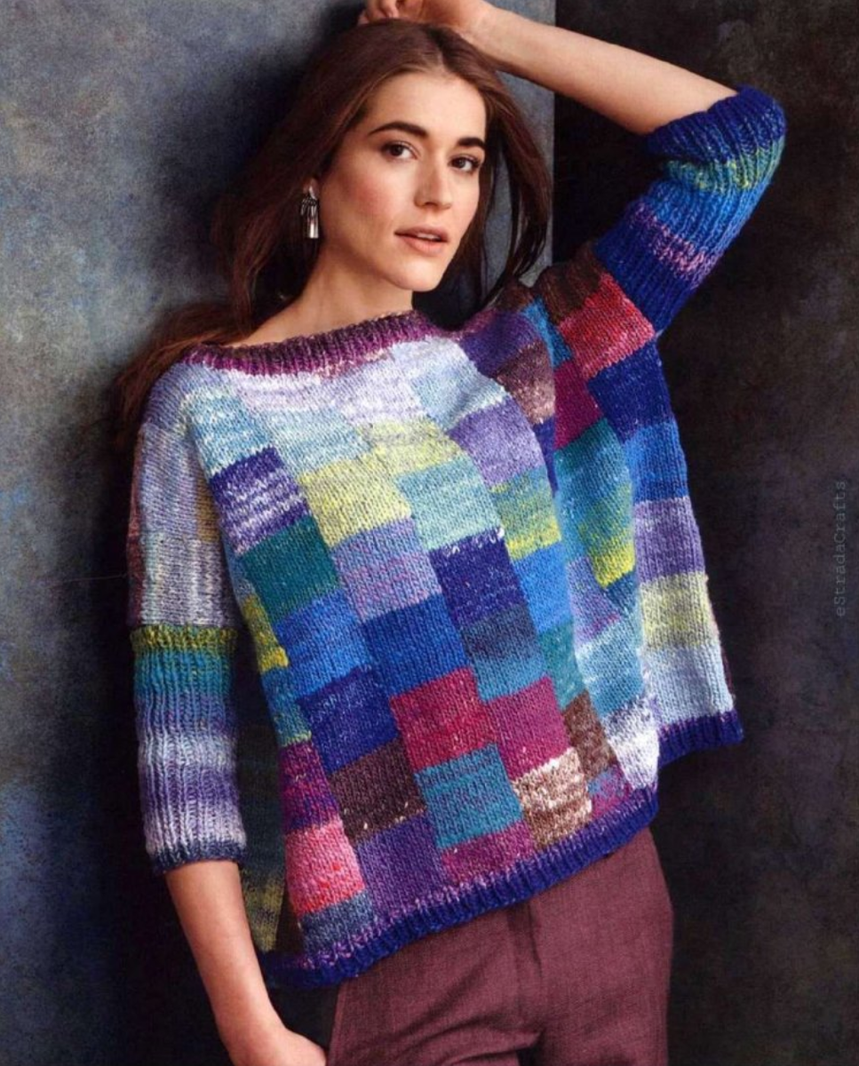 Вязание разными пряжами. Разноцветные вязаные кофты. Разноцветные вязаные свитера. Свитер из разноцветной пряжи.
