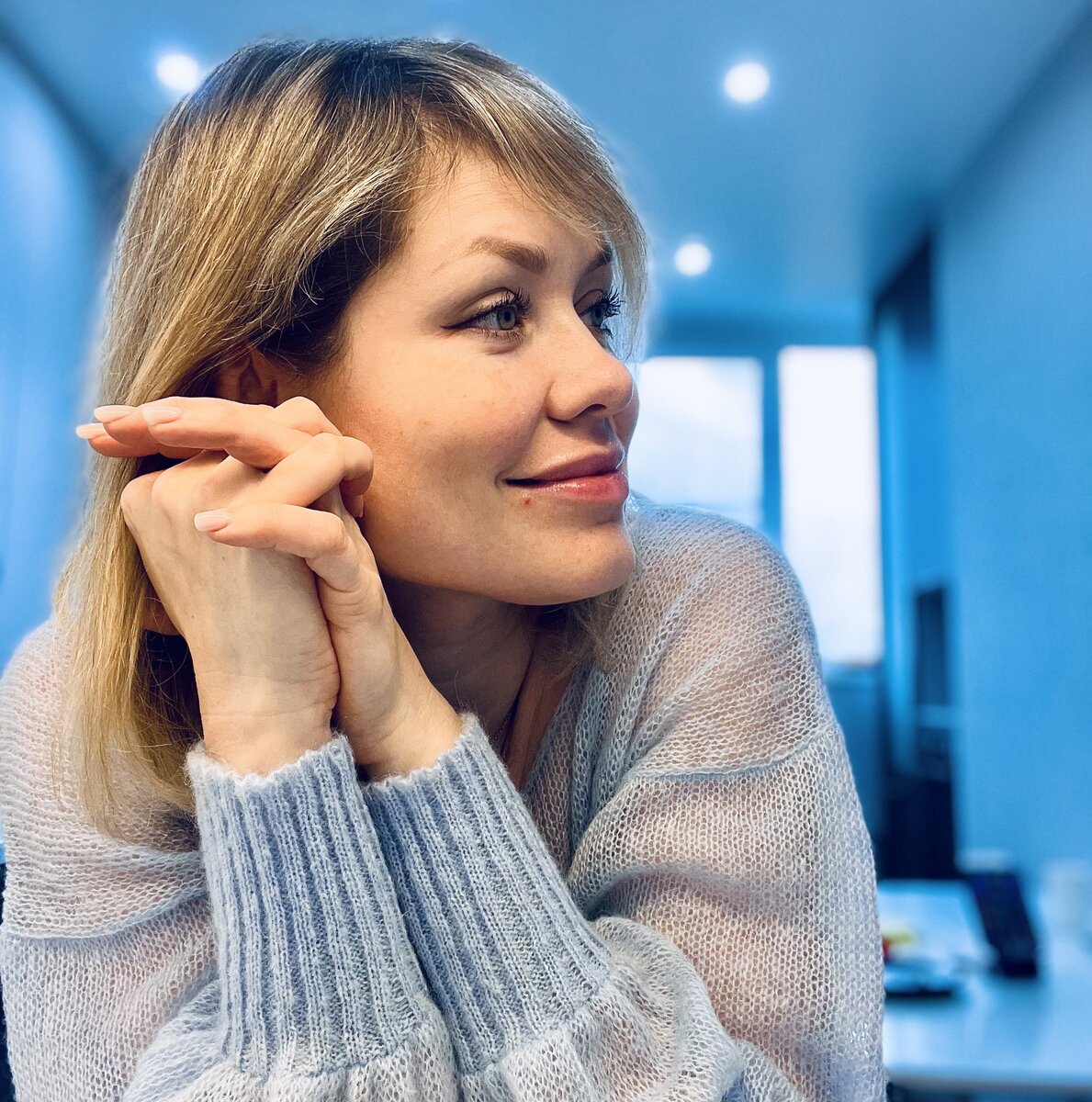 Моё довольное лицо, когда удалось отмыть всю квартиру и параллельно всех «достать» 😆