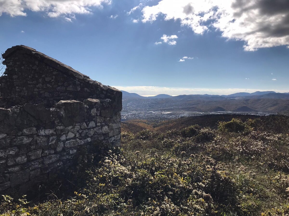 Маркотхский хребет. Начало Большого Кавказа. Вид в сторону Абрау-Дюрсо.
