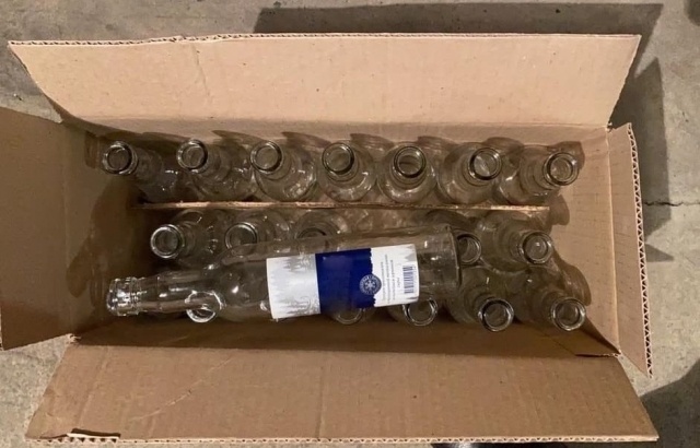    Бутылки для суррогатного алкоголя Пресс-служба УМВД по Оренбургской области