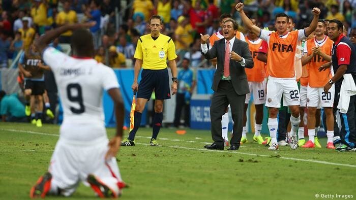 Команда играла в атакующий футбол и понравилась многим нейтральным болельщикам.