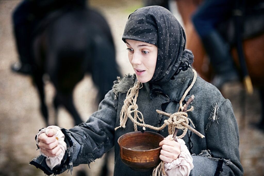 Кадр из сериала «Институт благородных девиц» 