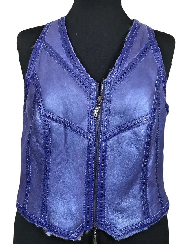 Жилет "Сапфир", сшитый из дубленочного меха. Ателье Ирины Берзиной.