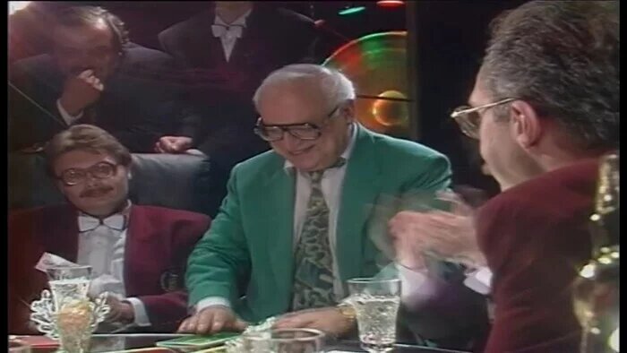 Игра "Что?Где?Когда?" с ее ведущим Владимиром Ворошиловым и "бессмертными" знатоками 10.06.1995 г.