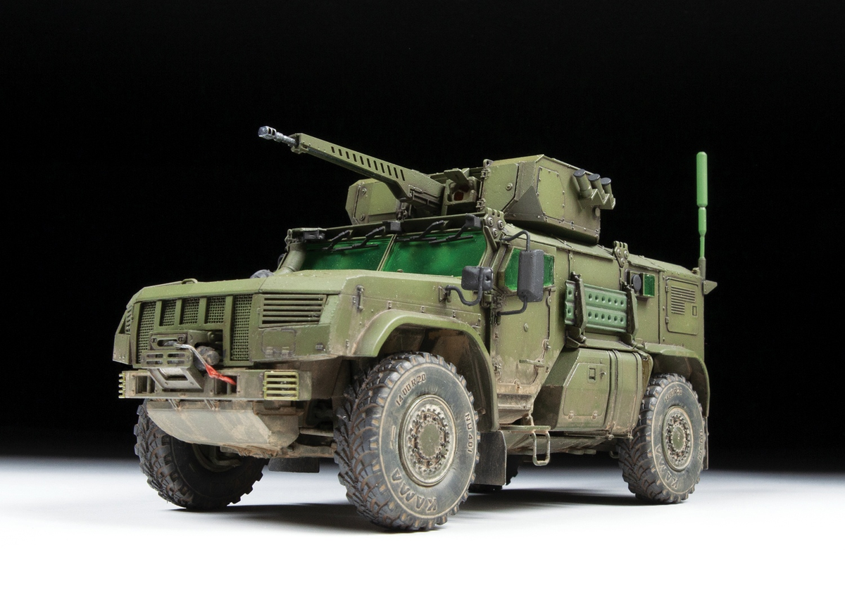 Чернобыльский Т-130 РХБЗ от Red Iron models, новинки от АВД, коробка "Тайфун ВДВ"от Звезды и другие новости сборных моделей.