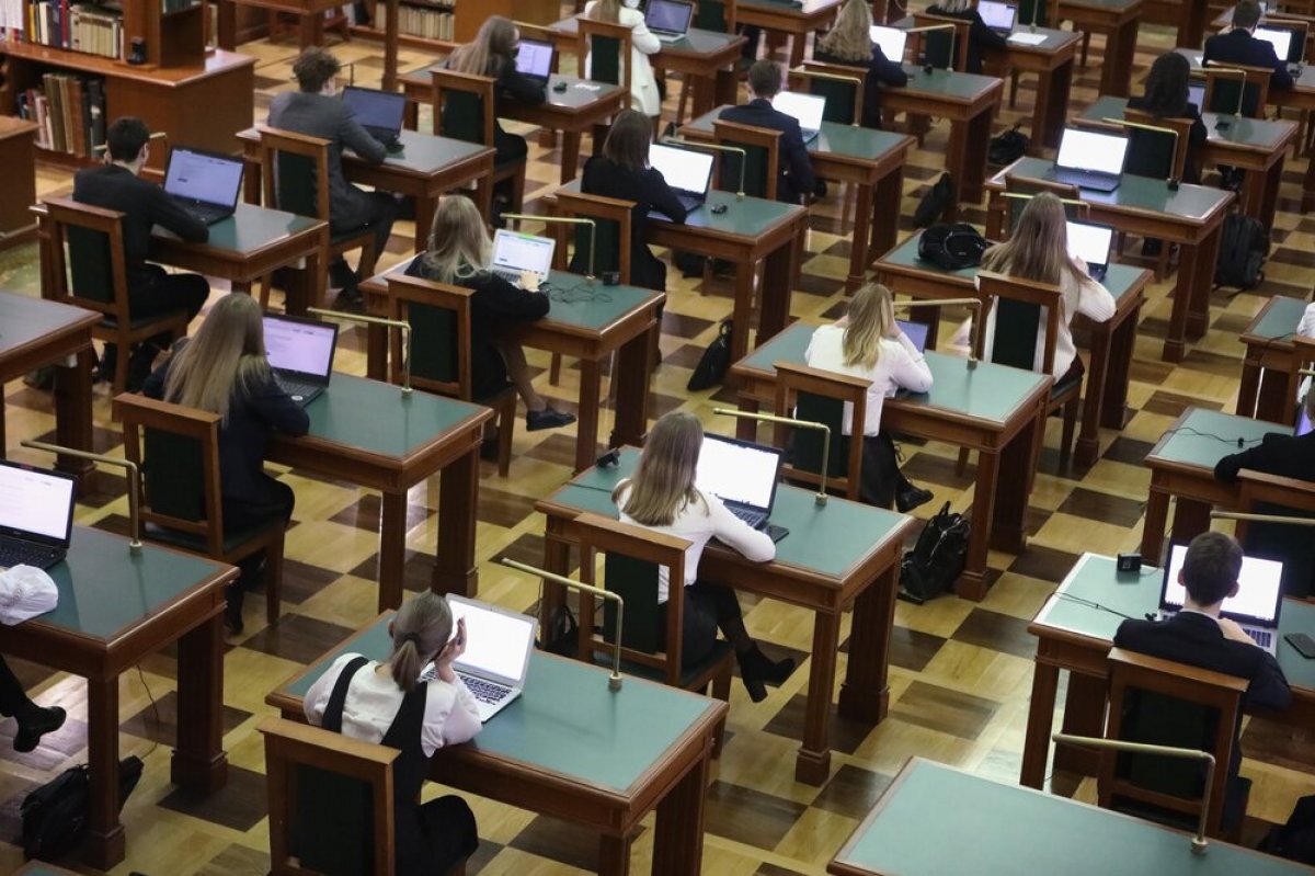    Выпускное сочинение по новым правилам. Кто получит допуск к ЕГЭ?