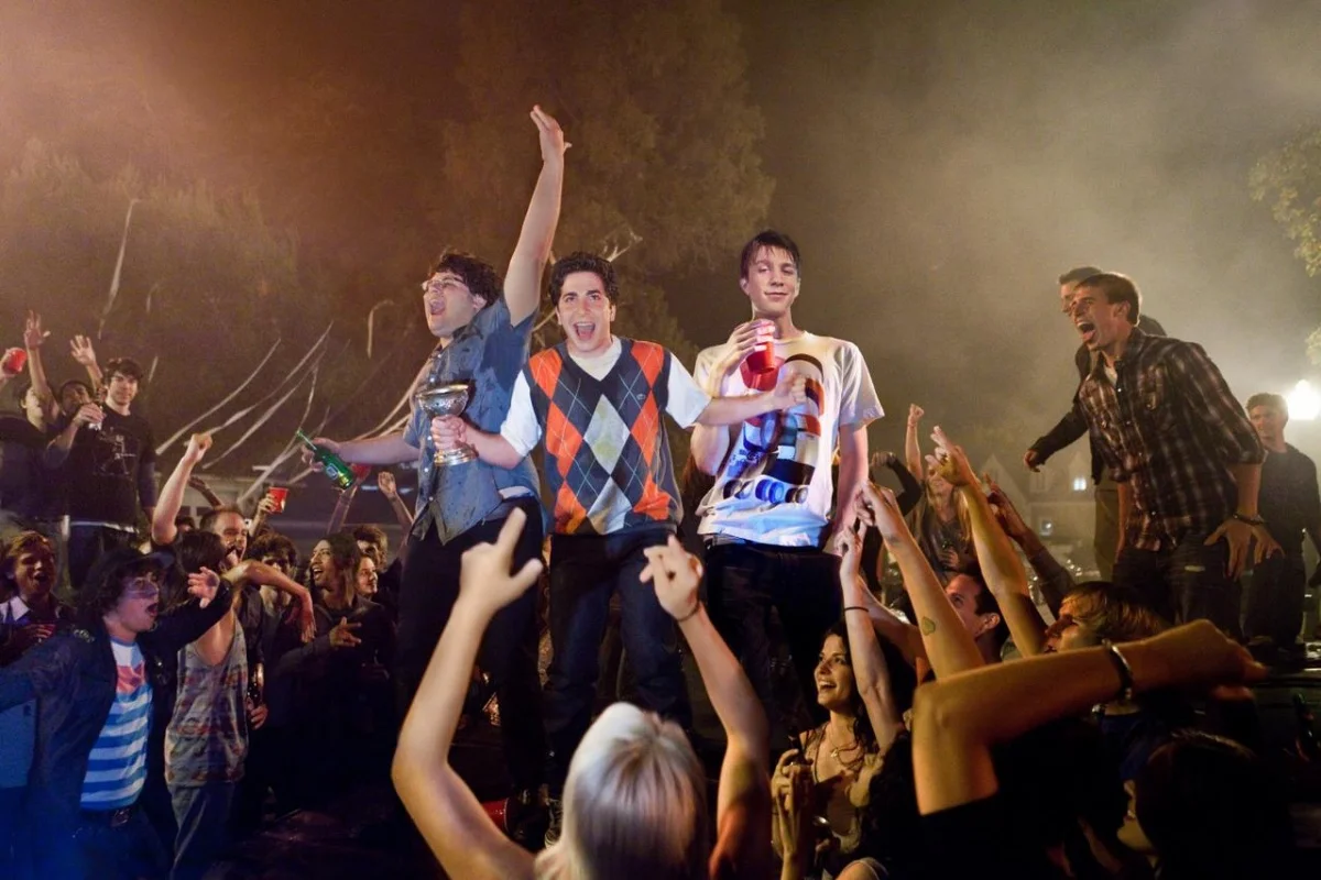 Где можно посмотреть проект х NERDS ATTEMPT TO THROW PARTY GOES HORRIBLY WRONG (Project X Movie Recap) YouTu