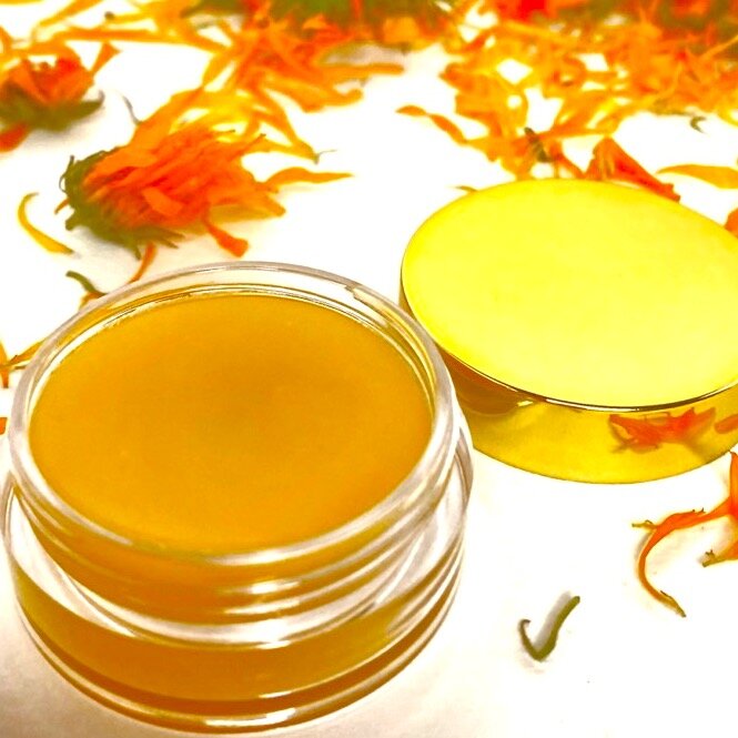 Бальзам для губ с календулой 