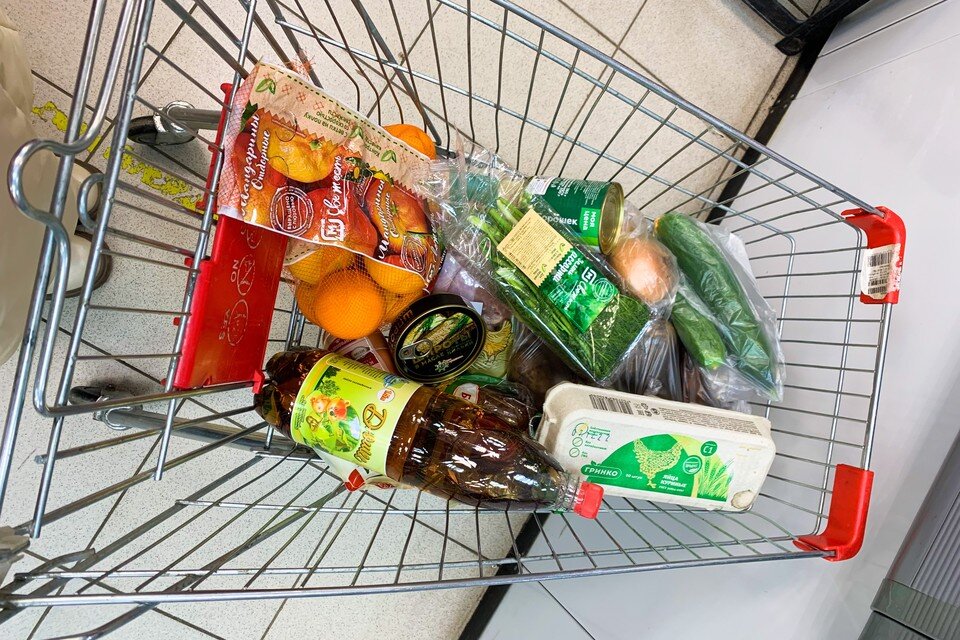     Вот столько продуктов для новогоднего стола можно купить на тысячу рублей Анастасия ЗУБКОВА