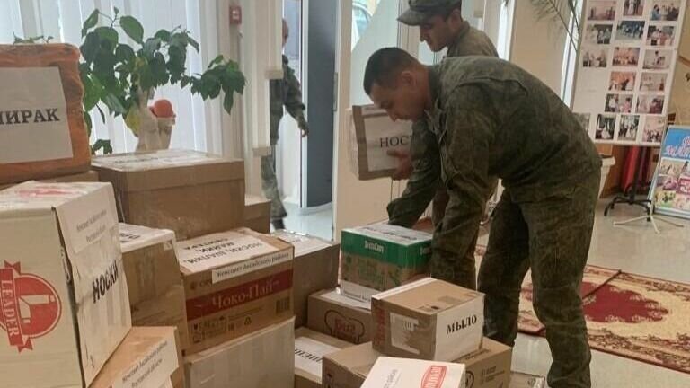     В Ростовской области единороссы оказывают значительную помощь мобилизованным, добровольцам, их семьям.