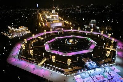    Каток на ВДНХ © Пресс-служба АО «ВДНХ»
