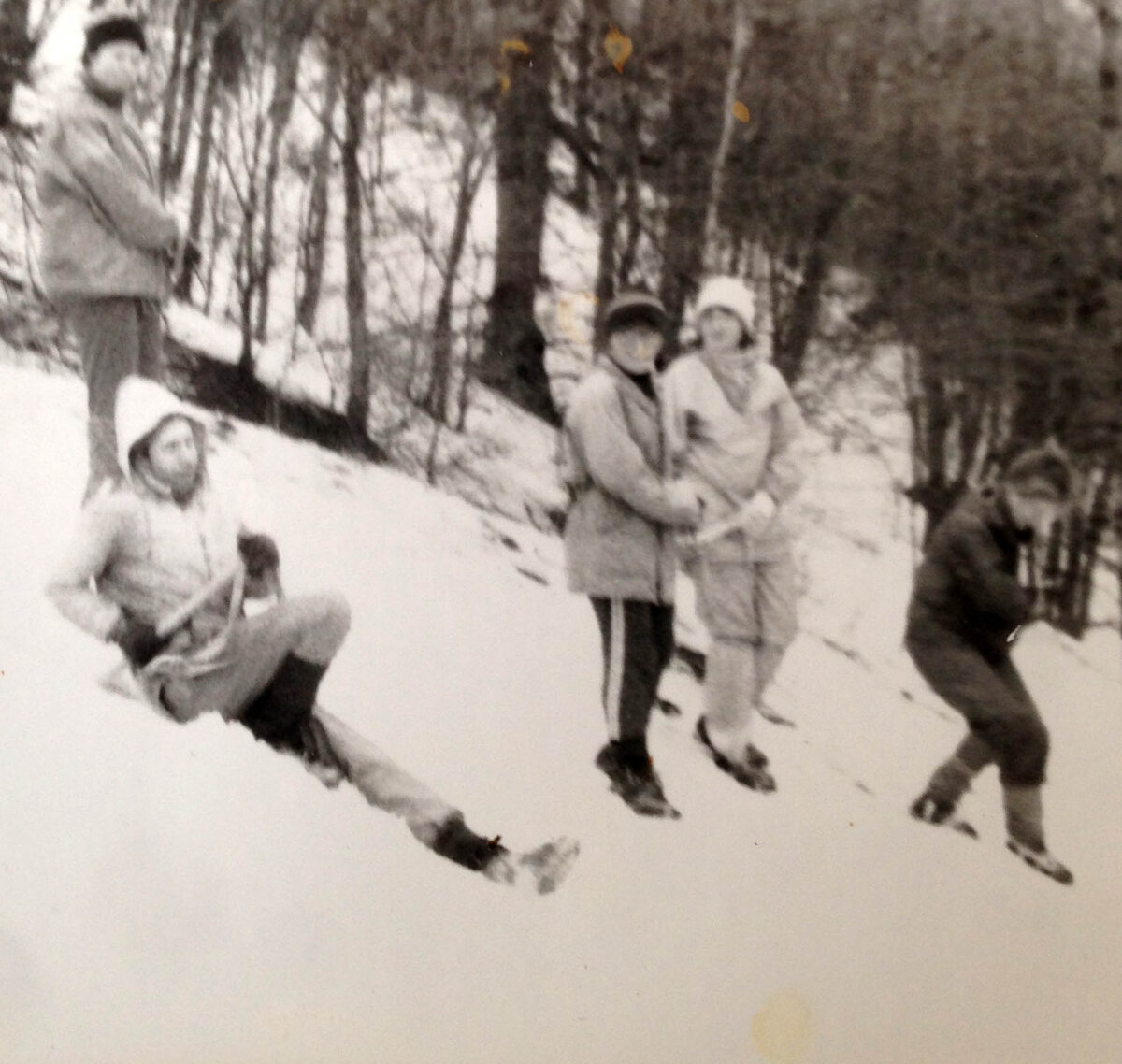 мы на занятиях по технике горного туризма. Фото автора