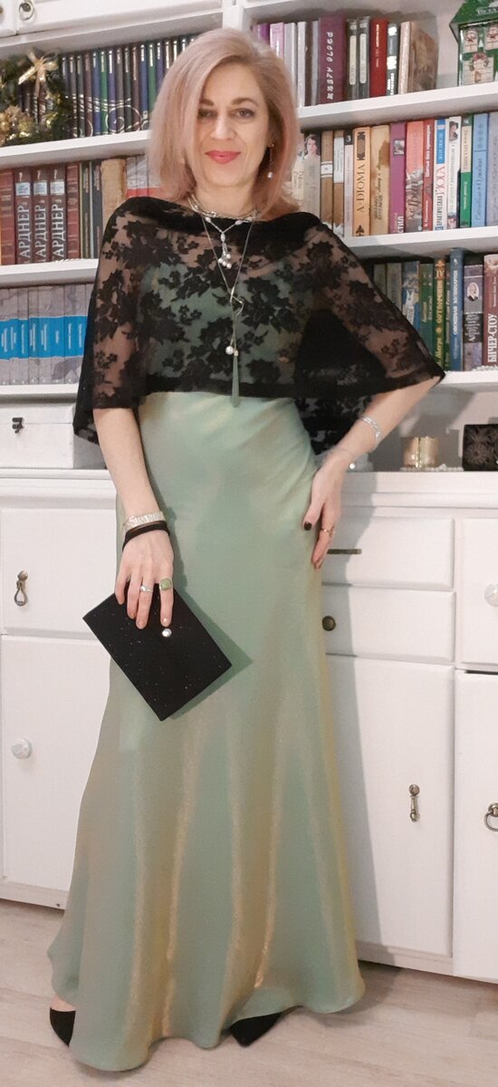 Топ и платье из секонд-хэнда.