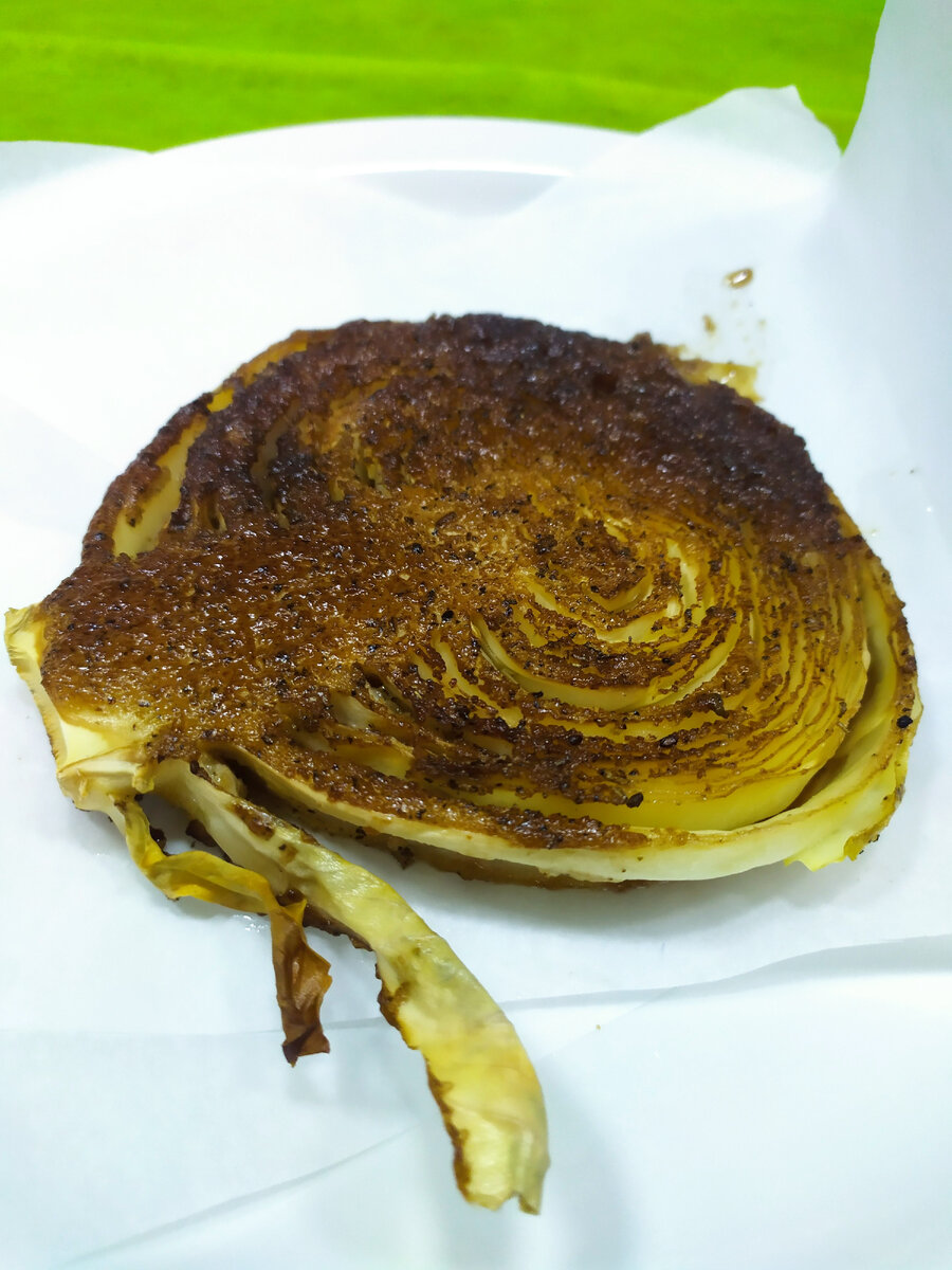 Запечëнная капуста. Фото: Олег Ольхов