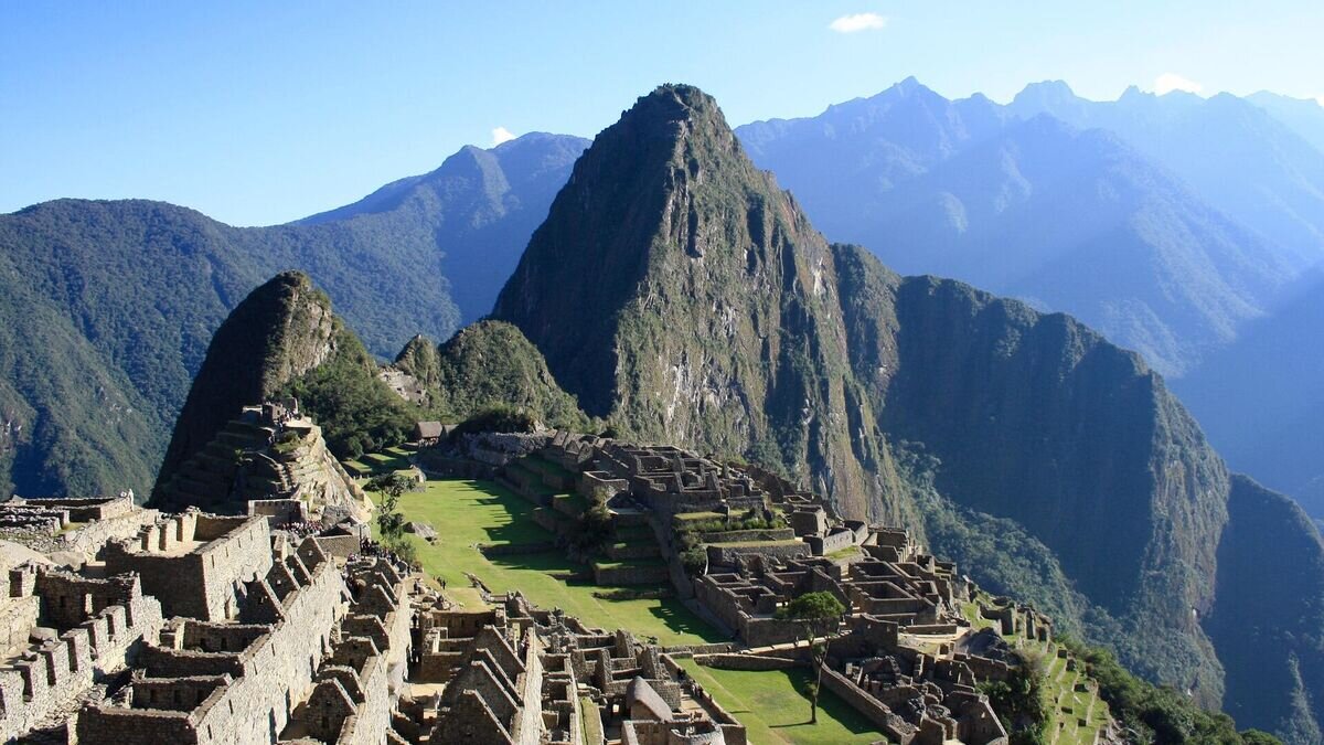    Вид на гору Уайна-Пикчу и руины древнего города Мачу-Пикчу© Pixabay / Free-Photos