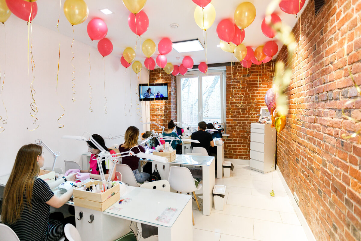 Открытие салона маникюра NailMaker Bar - это праздник