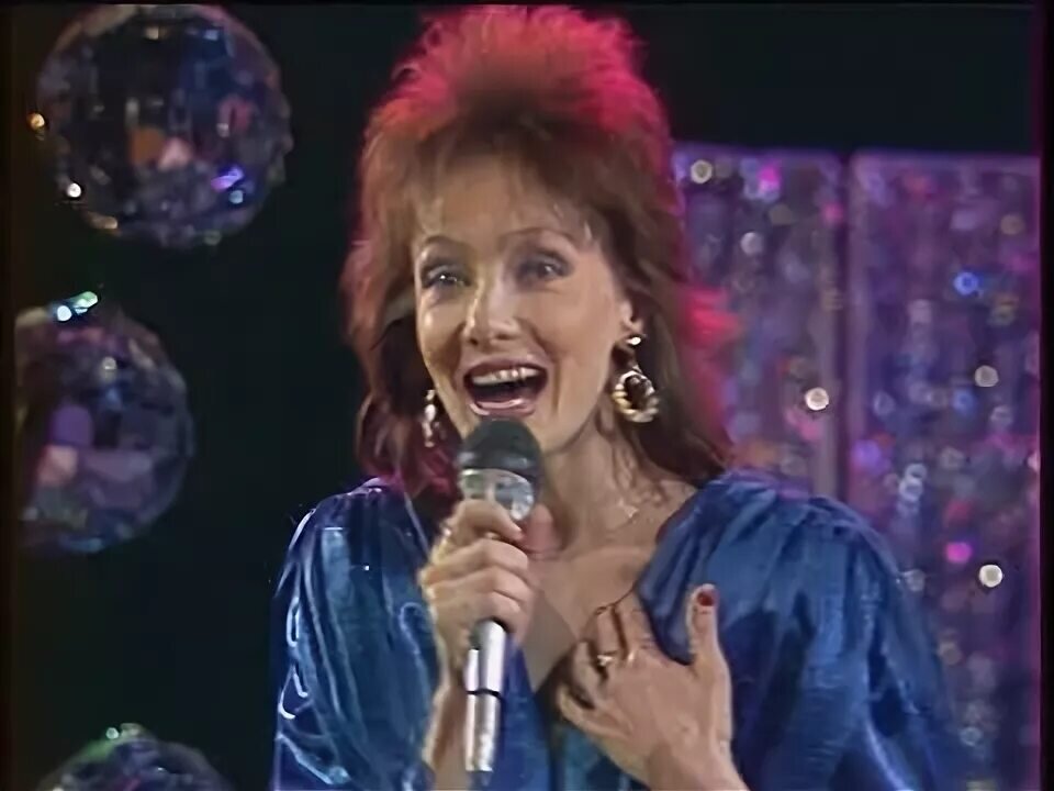 Зарубина на теплоходе музыка. Зарубина на теплоходе музыка. Зарубина на теплоходе музыка. Песня года 1987. Зарубина на теплоходе музыка.