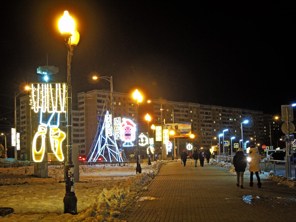 Самара елка на площади куйбышева 2022. Площадь куйбышева самара новый год 2022. Площадь куйбышева в самаре на новый год 2023. Центральная площадь самары. Самара каток площадь славы елка.