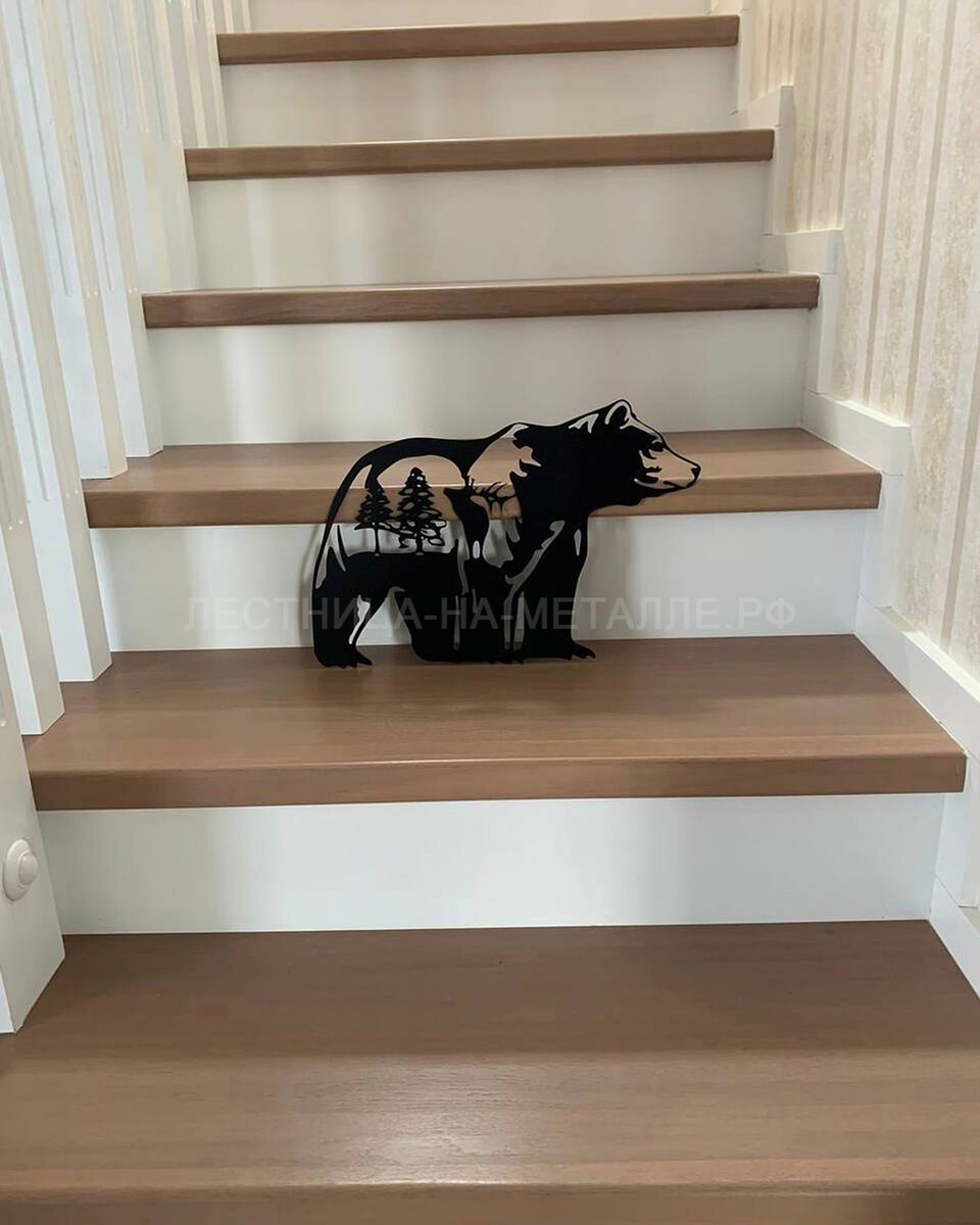 Подарок нашему заказчику после завершения работ - картина на листе металла!