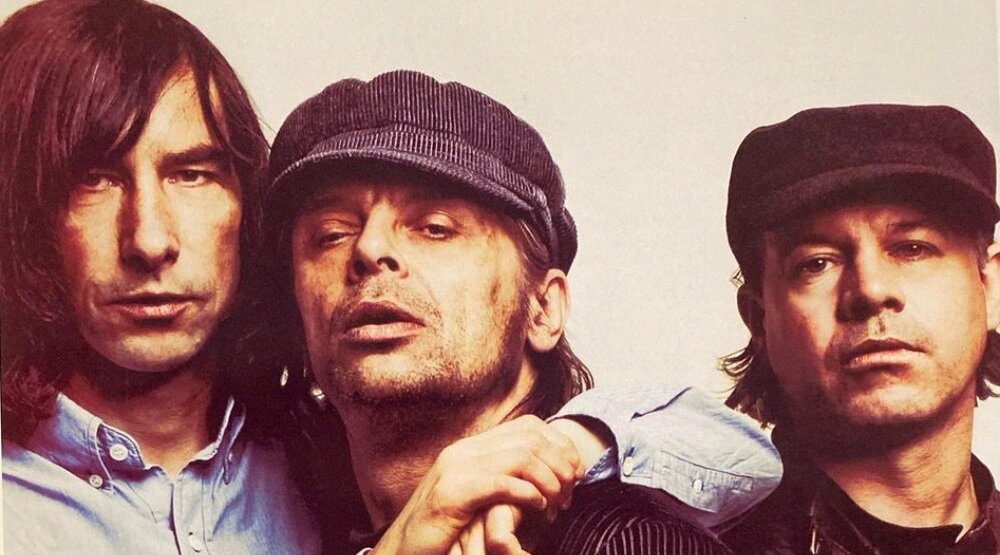     Primal Scream с Мартином Даффи (справа) / Фото: Instagram.com/primalscreamofficial/