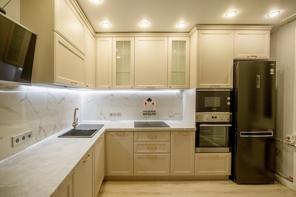 Угловая кухня на Овощной. Вид прямо