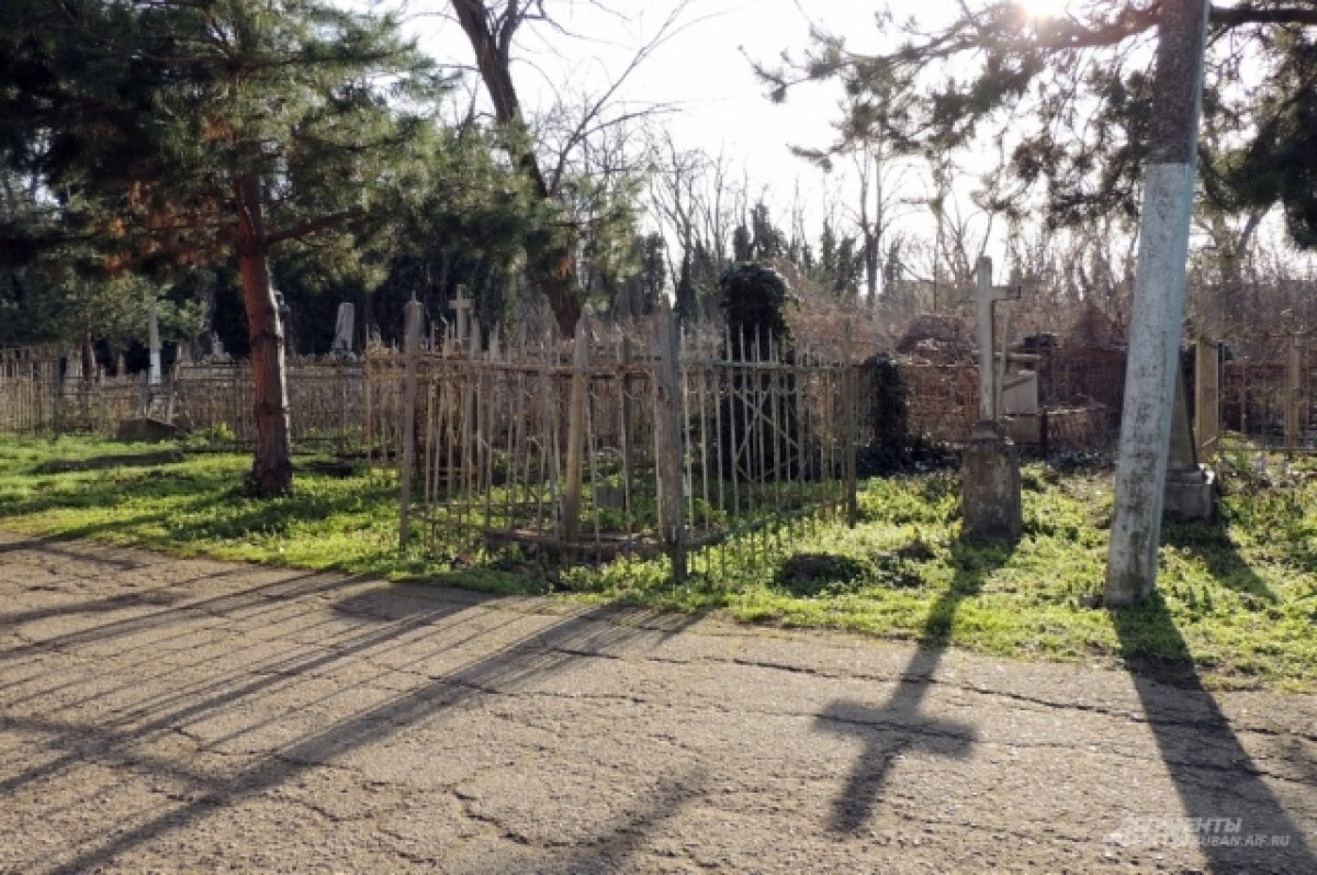    На Бугровском кладбище благоустроят могилы 20 нижегородцев