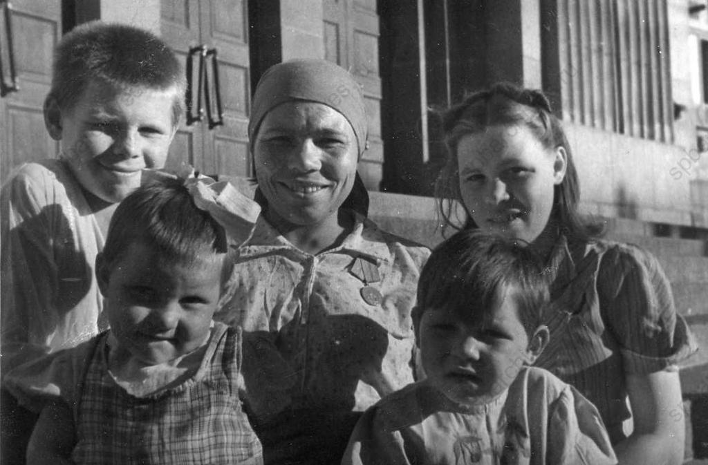 История первых медалей Великой Отечественной | МуZей Победы | Дзен