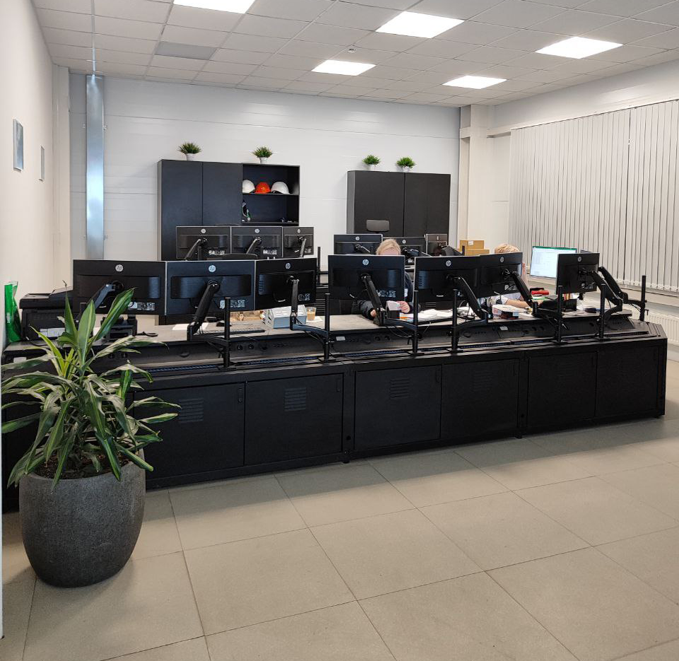 Диспетчерская служба. Диспетчер таганрог. Диспетчер таганрог. Еддс безенчук. Диспетчерская электросети.