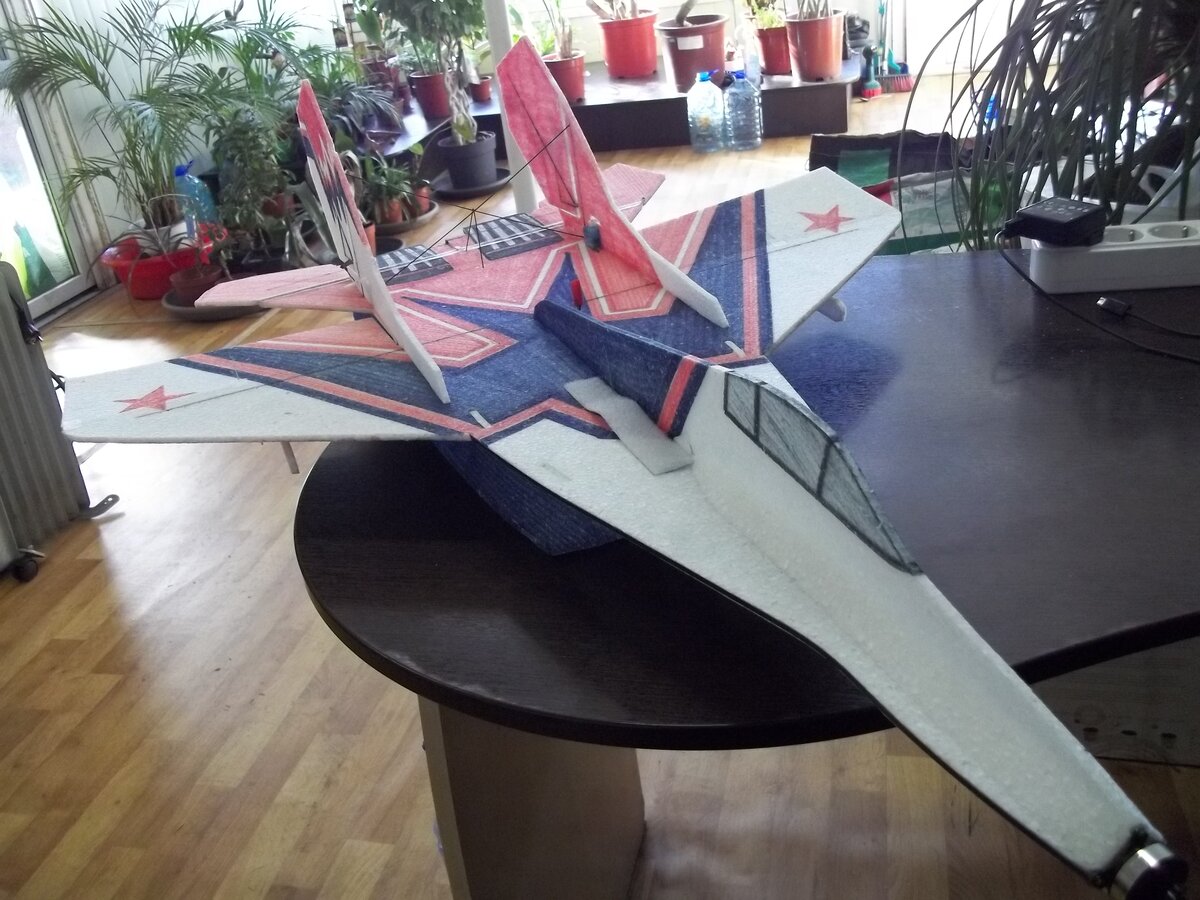 RC МИГ-29 из EPP пенопласта.