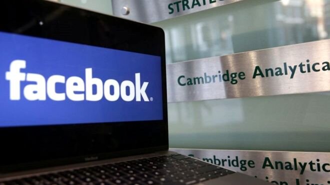 Изображение с изображениями GETTY IMAGES Подпись к изображению Facebook заблокировала Cambridge Analytica от дальнейшего доступа к ее данным